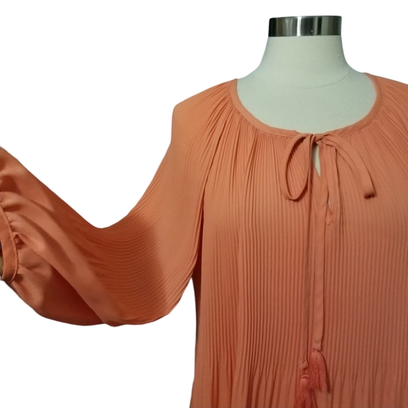 Hester & Orchard New York Pleated Top Size XL - Picture 2 of 6